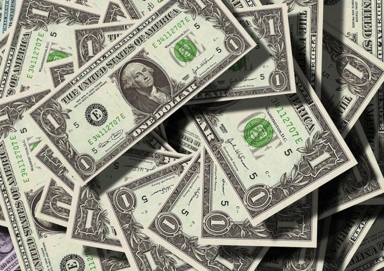 travel with cash