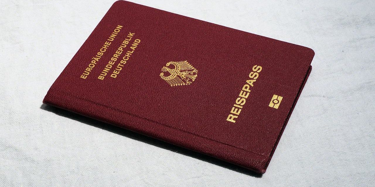 The World’s Strongest Passports in 2022 – New Number 1