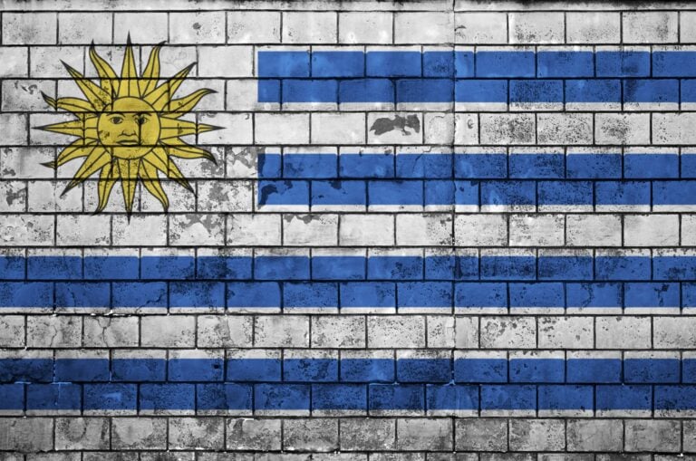 residency in uruguay